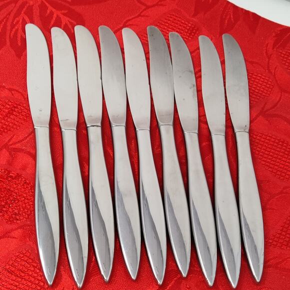 9X BK Oneida Oneidacraft Deluxe Stainless Wintersong Butter Knives - Picture 2 of 12